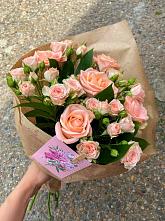 Букет цветов из:  Розы #REPLACE_PRED# Пешково